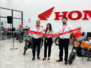 reinaguración de agencia honda
